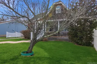 415 4th Street, East Northport, NY 11731 - Photo 3