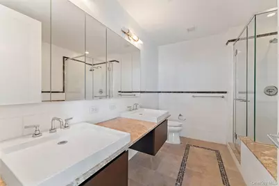 175 Huguenot Street #1702, New Rochelle, NY 10801 - Photo 9