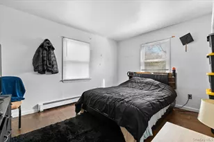 824 Lincoln Ave, Bohemia, NY 11716 - Photo 9