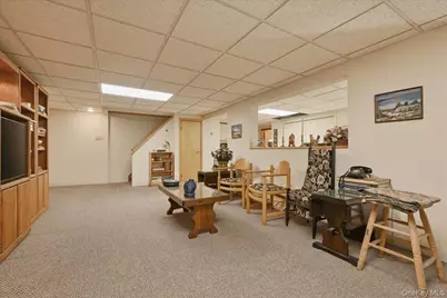 1385 Briard Street, Wantagh, NY 11793 - Photo 23