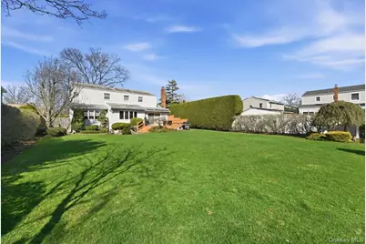 1385 Briard Street, Wantagh, NY 11793 - Photo 29