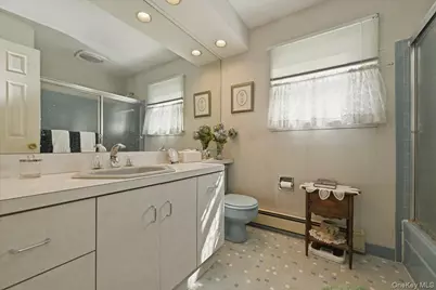 1385 Briard Street, Wantagh, NY 11793 - Photo 17