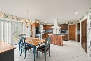 13 Beaumont Dr, New City, NY 10956 - Photo 7