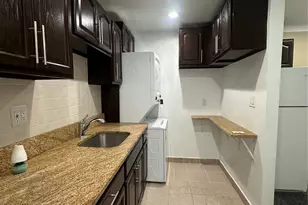 72-05 Little Neck Pkwy, Glen Oaks, NY 11004 - Photo 11