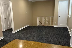 72-05 Little Neck Pkwy, Glen Oaks, NY 11004 - Photo 13