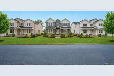 89 West Avenue, Hicksville, NY 11801 - Photo 3