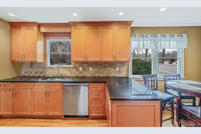 3 Meroke Lane, Rocky Point, NY 11778 - Photo 9