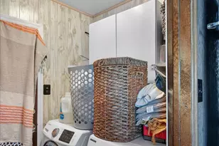 528 Lockwood Dr, Shirley, NY 11967 - Photo 11