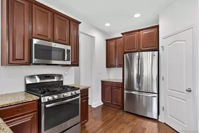 10 Cyprus Drive, Middletown, NY 10940 - Photo 13