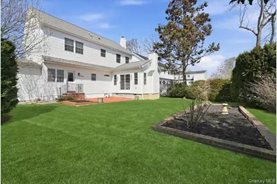 95 Pacific Street, Massapequa Park, NY 11762 - Photo 33