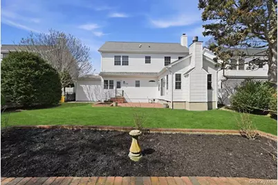 95 Pacific Street, Massapequa Park, NY 11762 - Photo 35