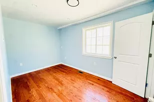 139-20 Lakewood Ave, Jamaica, NY 11435 - Photo 7