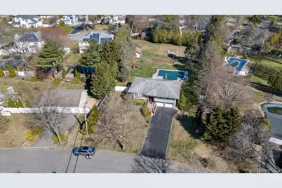 4 Basill Lane, East Northport, NY 11731 - Photo 43