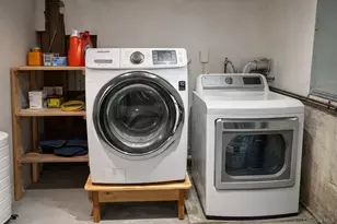 42 Shinbone Ln, Commack, NY 11725 - Photo 19