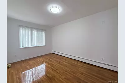1438 144th Place #2nd Floor, Whitestone, NY 11357 - Photo 5