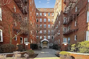 45 Kew Gardens Rd, Kew Gardens, NY 11415 - Photo 1