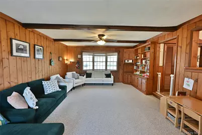 28 Dartmouth Drive, Smithtown, NY 11787 - Photo 15