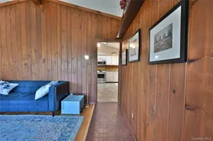 28 Dartmouth Dr, Smithtown, NY 11787 - Photo 9