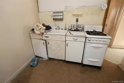 25 Harper Street, Lake Peekskill, NY 10537 - Photo 17