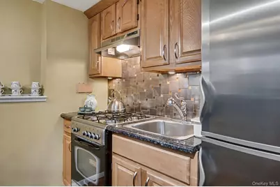 95 Colonial Street, East Northport, NY 11731 - Photo 35