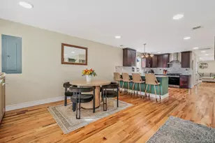 28 Vanderbilt Ave, Babylon, NY 11702 - Photo 5