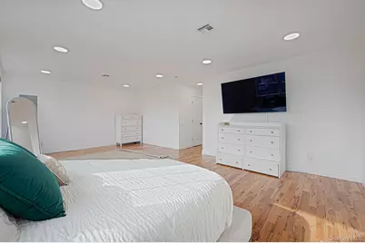 28 Vanderbilt Avenue, Babylon, NY 11702 - Photo 25