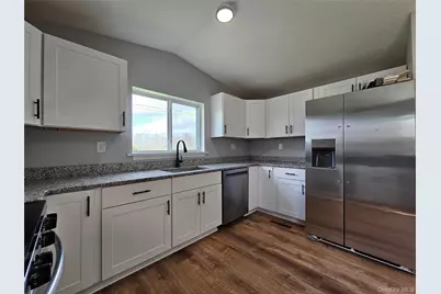 334 Fair Oaks Road, Middletown, NY 10940 - Photo 9