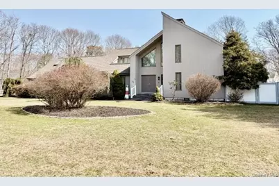 19 Carmen View Drive, Shirley, NY 11967 - Photo 43