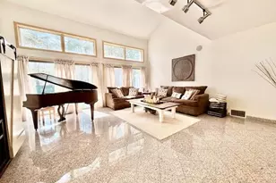 19 Carmen View Dr, Shirley, NY 11967 - Photo 11