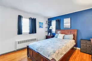 25 Flanders Pl, West Babylon, NY 11704 - Photo 13