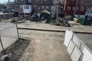 177-29 Leslie Rd, Jamaica, NY 11434 - Photo 27