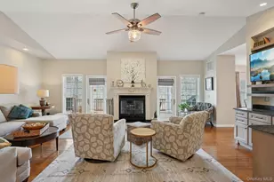 21 Old Quaker Hill Rd, Monroe, NY 10950 - Photo 11