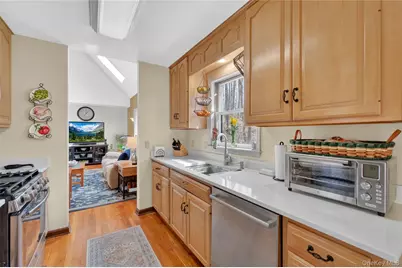 256 Overlook Road, Poughkeepsie, NY 12603 - Photo 15