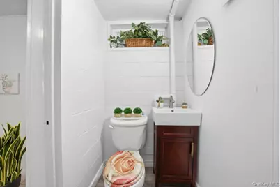 416 Hawthorne Avenue, Yonkers, NY 10705 - Photo 31