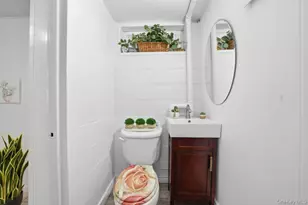 416 Hawthorne Ave, Yonkers, NY 10705 - Photo 31