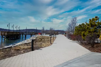 4 Lighthouse Landing #424, Sleepy Hollow, NY 10591 - Photo 13