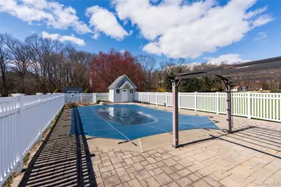 30 Huckleberry Lane, Hopewell Junction, NY 12533 - Photo 7