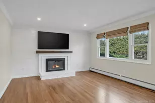 76 Maple St, Blue Point, NY 11715 - Photo 7