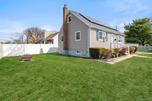 290 38 Th St, Lindenhurst, NY 11757 - Photo 23