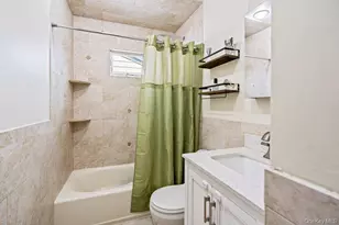 290 38 Th St, Lindenhurst, NY 11757 - Photo 15