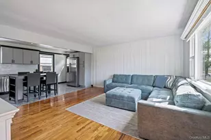 290 38 Th St, Lindenhurst, NY 11757 - Photo 9