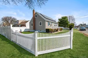 290 38 Th St, Lindenhurst, NY 11757 - Photo 25