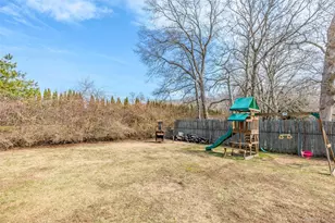 45 Timber Trail Ln, Medford, NY 11763 - Photo 29