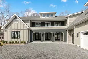 1355 Little Peconic Bay Rd, Cutchogue, NY 11935 - Photo 3