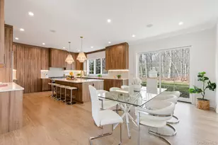 1355 Little Peconic Bay Rd, Cutchogue, NY 11935 - Photo 7