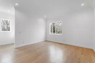 1355 Little Peconic Bay Rd, Cutchogue, NY 11935 - Photo 23