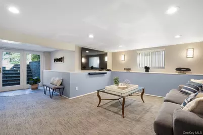 720 Claflin Avenue, Mamaroneck, NY 10543 - Photo 41