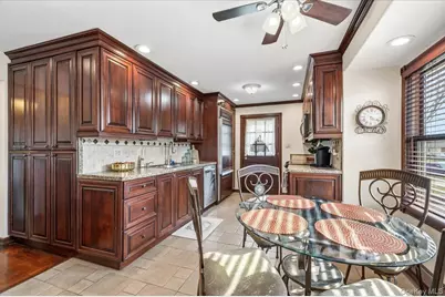 471 Parker Avenue, Levittown, NY 11756 - Photo 19