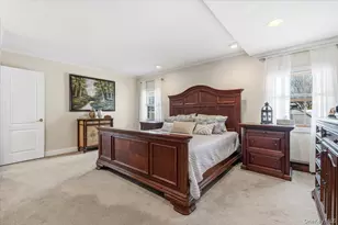 471 Parker Ave, Levittown, NY 11756 - Photo 5
