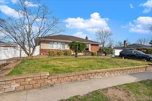 471 Parker Ave, Levittown, NY 11756 - Photo 33